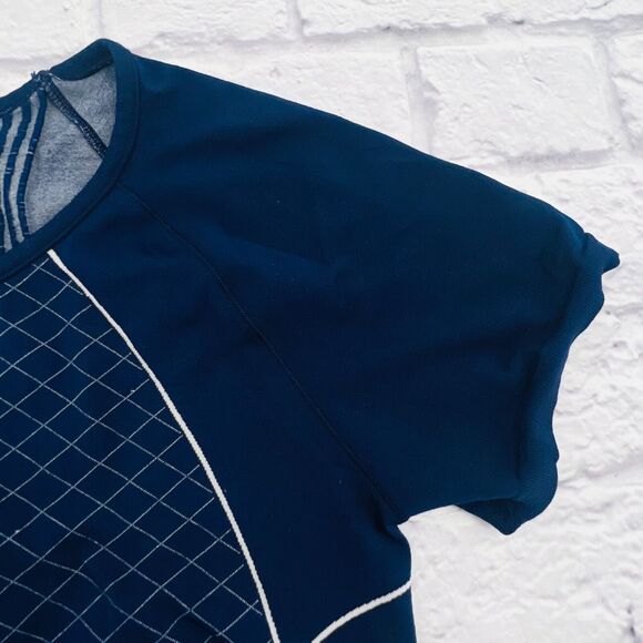 Athleta Finish Fast Line Tee Women's Medium Dark Blue/White Short Sleeve‎ Shirt - Picture 4 of 9